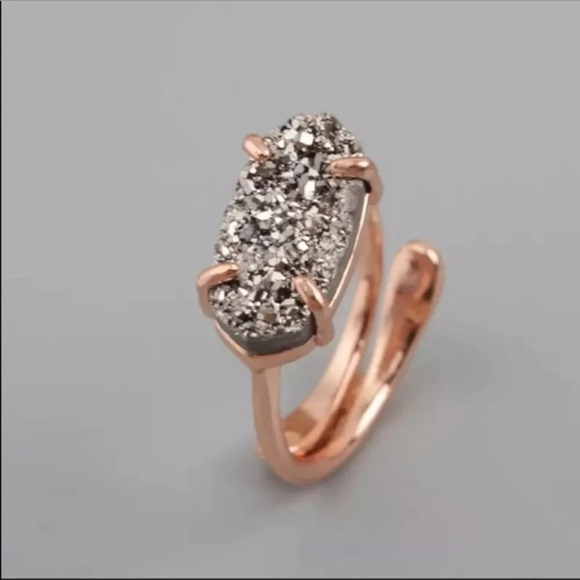 Rose Gold Platinum Druzy Ring​​ - Picture 1 of 4